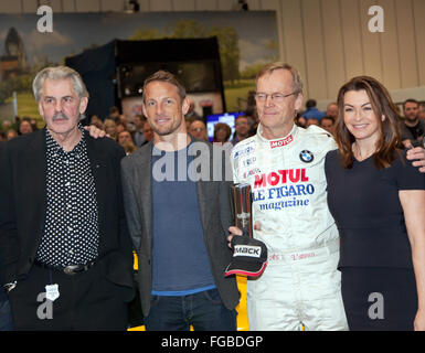 Gordon Murray, Jenson Button, Ari Vatanen e Suzi Perry, posa per la stampa, dopo la classica cerimonia di apertura della Coppa delle sei nazioni Foto Stock