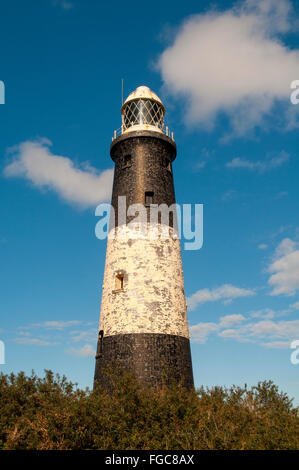 Una vista della "nuova" (faro costruito nel 1895 e smantellata nel 1985) tra l'Humber Estuary e il Mare del Nord a disprezzare Foto Stock