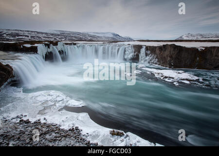 Godafoss in inverno, Fossholl, Regione del Sud, Islanda Foto Stock