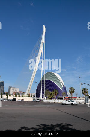 L'Assut d'Or Bridge e l'Agora, Città delle arti e della scienza, Valencia, Spagna. Foto Stock