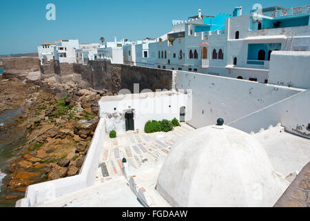 Pareti dipinte in Asilah medina Marocco Foto Stock