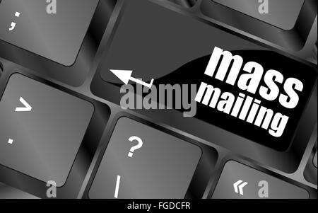 Concetto di commercializzazione: la tastiera del computer con word di mailing di massa Foto Stock