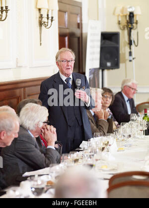 Robert Hardy al oldie of the Year Awards 2016 Foto Stock