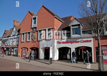 Il William Shakespeare Birthplace Museum (il centro di Shakespeare) su Henley Street, Stratford Upon Avon, Warwickshire, Regno Unito. Foto Stock
