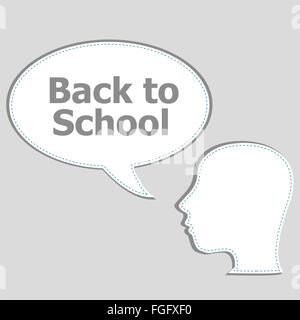 Il pensiero di istruzione concetto. I bambini pensano con formazione di bolle del parlato Foto Stock