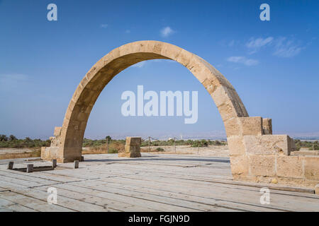 Un monumento a Elia's Hill a Betania oltre il Giordano, Regno Hascemita di Giordania, Medio Oriente. Foto Stock