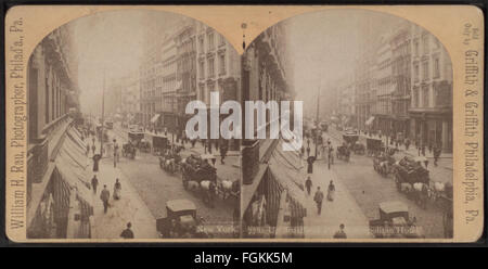 Fino Broadway dal Metropolitan Hotel, da Rau, William Herman, 1855-1920 Foto Stock