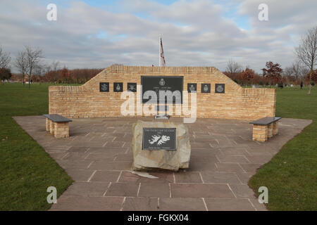 Il memorial dedicato a Sud Atlantico Task Force (Isole Falkland guerra 1982) presso il National Memorial Arboretum, Alrewas, REGNO UNITO Foto Stock