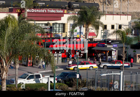 Carrello terminale in San Ysidro, California al confine con Tijuana, Messico Foto Stock