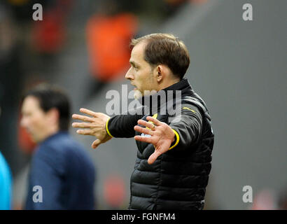 Leverkusen, Germania. Il 21 febbraio, 2016. Bundesliga tedesca stagione 2015/2016 giornata 22, Bayer 04 Leverkusen vs Borussia Dortmund (BVB) ----- Thomas Tuchel (BVB) Credito: kolvenbach/Alamy Live News Foto Stock