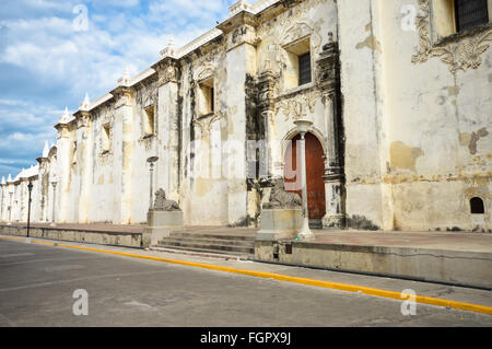 Catedral de la Ascuncion de Maria, o semplicemente la cattedrale di Leon, è il più grande in America centrale Foto Stock