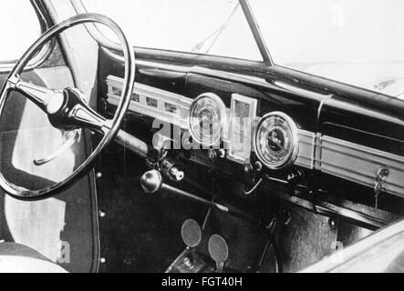 Trasporto / trasporto, auto, varianti di veicoli, Ford Taunus G73A, vista interna, dettaglio, volante e cruscotto auto, 27.11.1948, diritti aggiuntivi-giochi-non disponibili Foto Stock