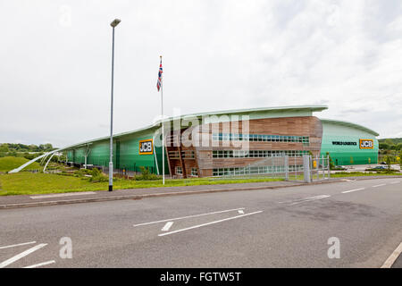 Il mondo di JCB distribuzione logistica Blue Planet edificio a Chatterley Valley Stoke on Trent England Regno Unito Foto Stock