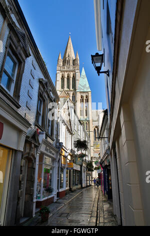 Truro; Cattedrale e la corsia; Cornovaglia; Regno Unito Foto Stock