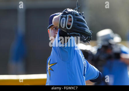 Port Charlotte, Florida, Stati Uniti d'America. Il 22 febbraio, 2016. Sarà VRAGOVIC | Orari.Tampa Bay Rays a partire lanciatore Alex Cobb (53) gettando raggi durante lo Spring Training a Charlotte Sports Park in Port Charlotte, Fla. lunedì 22 febbraio, 2016. © sarà Vragovic/Tampa Bay volte/ZUMA filo/Alamy Live News Foto Stock