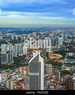 Vista aerea di Kuala Lumpur dal Menara TV Tower. Malaysia Foto Stock