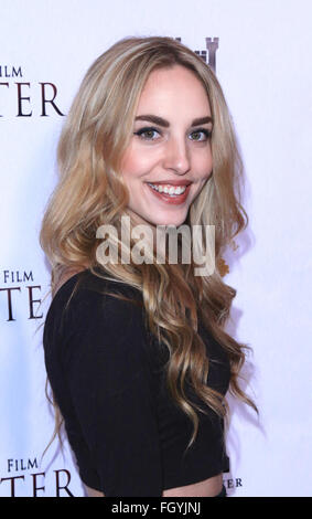 Los Angeles premiere di "incontro" tenutosi a Raleigh Studios Charles Chaplin Theatre - Arrivi con: Meghan Carrasguillo dove: Los Angeles, California, Stati Uniti quando: 20 Gen 2016 Foto Stock