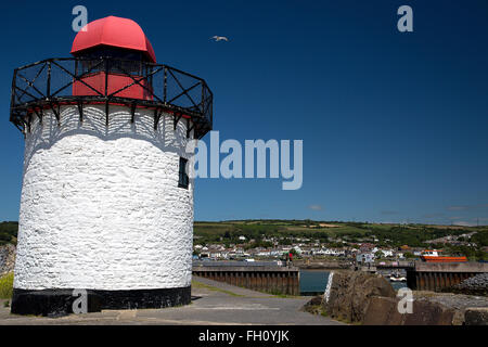 Burry Port Faro e Porto, Millennium parco costiero, Llanelli, Carmarthenshire, South Wales, Regno Unito Foto Stock