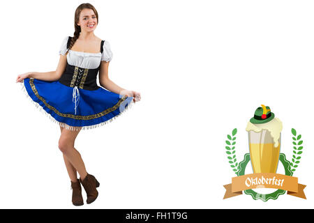 Immagine composita di oktoberfest ragazza espandendo il suo mantello Foto Stock