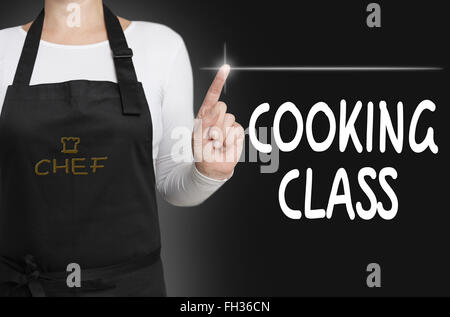 Cooking class touchscreen è gestito dallo chef. Foto Stock