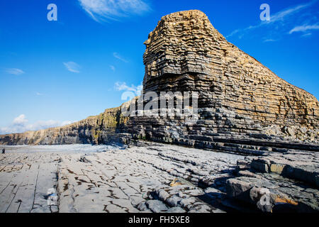 Nash punto sulla Glamorgan Heritage Coast nel Galles del Sud a bassa marea Foto Stock