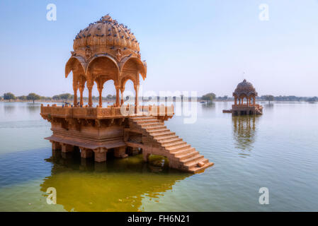 Ganga Sagar, Gadisar lake, Jaisalmer, Rajasthan; India; Asia; Foto Stock