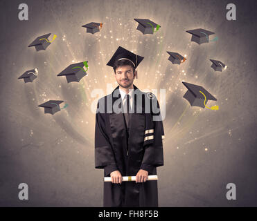 College graduate con molti battenti cappelli Foto Stock