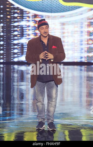 Napoli, Italia. Il 23 febbraio, 2016. Paolo Caiazzo durante lo show televisivo 'Made in Sud' in Italia. Gli ospiti durante lo show televisivo 'Made in Sud". © Salvatore Esposito/Pacific Press/Alamy Live News Foto Stock