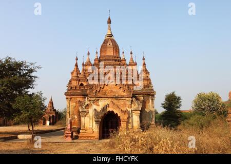 Vecchi templi buddisti e pagode di Bagan, Myanmar Foto Stock