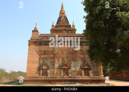 Vecchi templi buddisti e pagode di Bagan, Myanmar Foto Stock