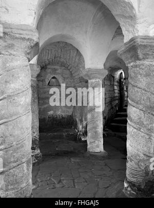 Cripta sassone di Wystan St è la chiesa, Repton, Derbyshire, utilizzato come un mausoleo dai membri della Mercian famiglia reale nel VIII-IX secolo. Foto Stock