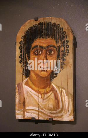 Mummia ritratto. Verniciatura del pannello. La donna. 1a-3rd secolo D.C. Tebe, Egitto. In epoca romana. Il museo del Louvre. Parigi. La Francia.