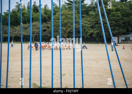 Il Fukushima samurai - Giappone / Fukushima - scuole, specialmente scuola, sono stati i primi posti che deve essere decontaminato. Foto Stock