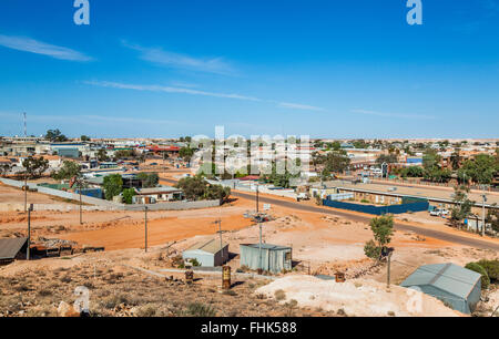 In Australia, in Sud Australia, Outback, Coober Pedy, vista dell'opale isolate città mineraria Foto Stock