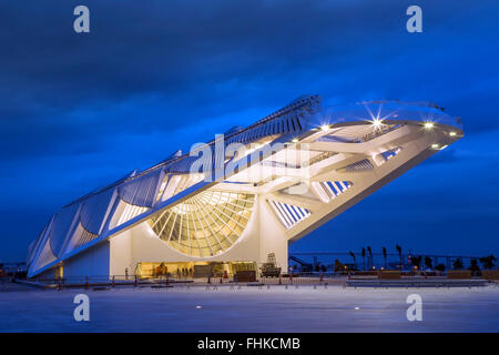 Brasile, Rio de Janeiro, il Museo del domani ambientale museo progettato da Santiago Calatrava e inaugurato nel 2016 Foto Stock