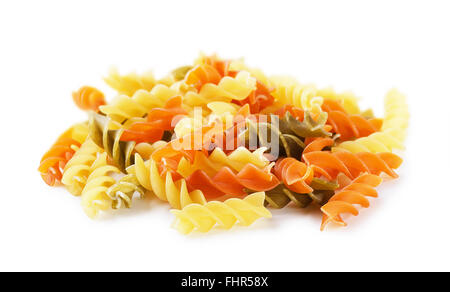Pasta multicolore isolato su uno sfondo bianco Foto Stock