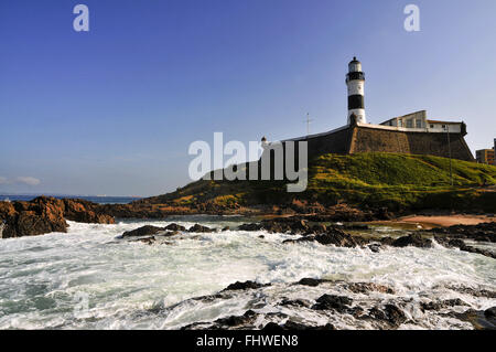 Praia do Forte Forte de Santo Antonio da Barra - noto anche come barra faro Foto Stock