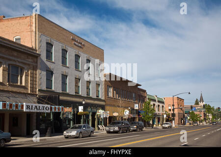 Strada principale nel centro storico di BOZEMAN MONTANA il gateway per il Parco Nazionale di Yellowstone Foto Stock