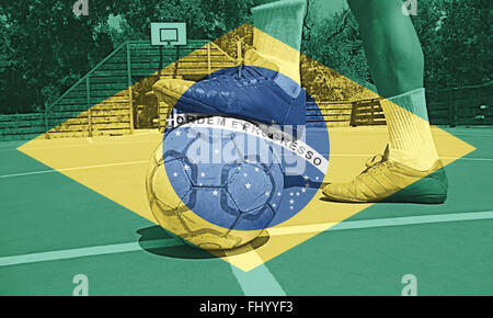 Bandiera di Brasile, calcio, pallone, sfondo, texture Foto Stock
