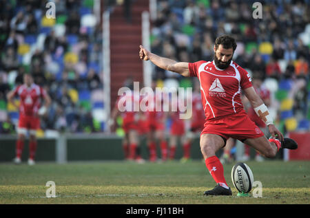 Tbilisi, Georgia. Il 27 febbraio, 2016. Merab Kvirikashvili della Georgia compete durante il confronto tra la Georgia e la Spagna a 2014-16 Rugby Nazioni europee Cup a Tbilisi, Georgia, Feb 27, 2016. La Georgia ha vinto 38-7. Credito: Giorgi Induashvili/Xinhua/Alamy Live News Foto Stock