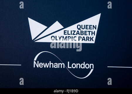 Queen Elizabeth Olympic Park segno, Stratford, Londra, Inghilterra, Regno Unito Foto Stock