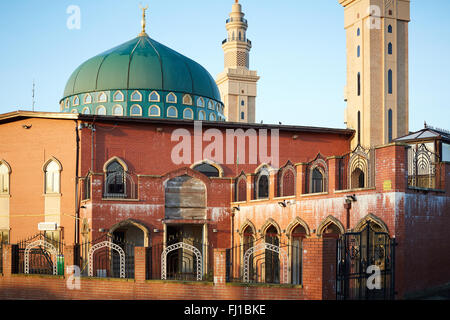 Masjib jamia Moschea centrale di Rochdale Moschea centrale di Rochdale (CMR) precedentemente noto come Idara Taleem-ul-Islam fu istituito nel 1974 b Foto Stock