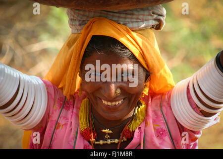 La donna nel Rajasthan, India Foto Stock