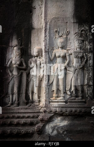 Apsara all'interno di Ta Prohm, Siem Reap , Cambogia Foto Stock