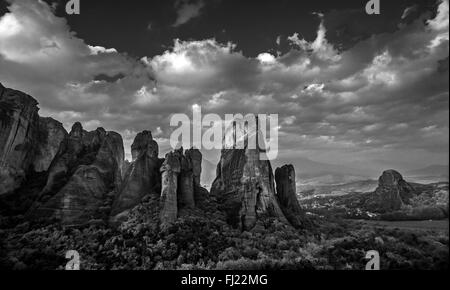 Le rocce di Meteora in Grecia centrale Foto Stock
