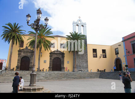 A Garachico, Spagna - 20 gennaio 2016: Antico Convento Francescano nella città di Garachico, Tenerife, Isole Canarie, Spagna Foto Stock