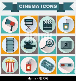 Cinema icon set. Realizzazione del film. Fotocamera, Movie Ticket, battaglio board, Direttore della Seat, Loudhailer, bicchiere da cocktail con il tubo. Illustrazione Vettoriale