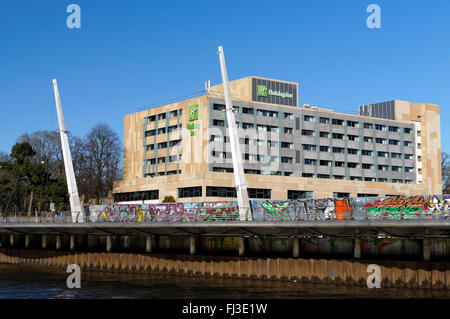 Holiday Inn, Cowbridge Road, Cardiff, Galles. Foto Stock