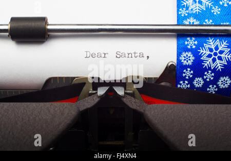 'Dear Santa " lettera su una macchina da scrivere Foto Stock