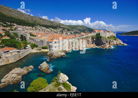 Vista da Fort Lovrijenac alla città vecchia, Croazia, Dubrovnik Foto Stock